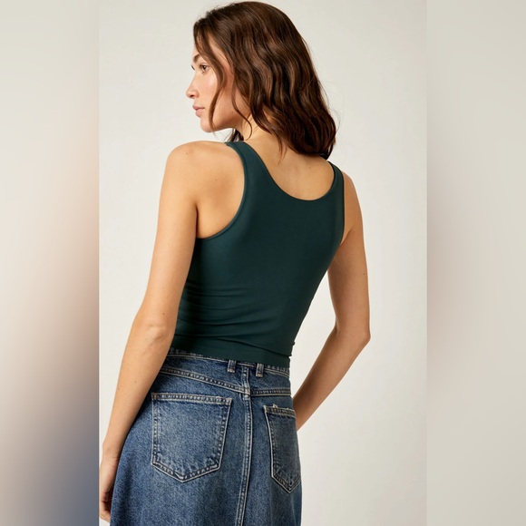 Intimately Free People Sz Med/Large Clean Lines Tank Top Forest Pool Green NWT - Picture 2 of 7